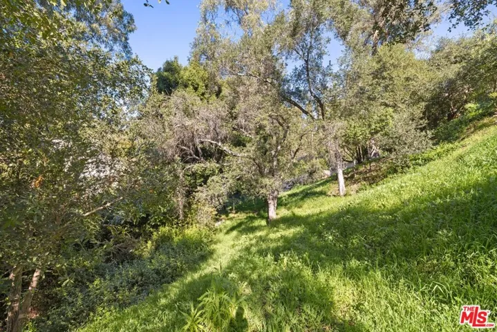 357 Crown Drive, Los Angeles, California 90049