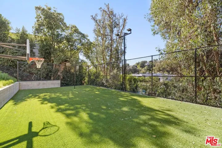 357 Crown Drive, Los Angeles, California 90049