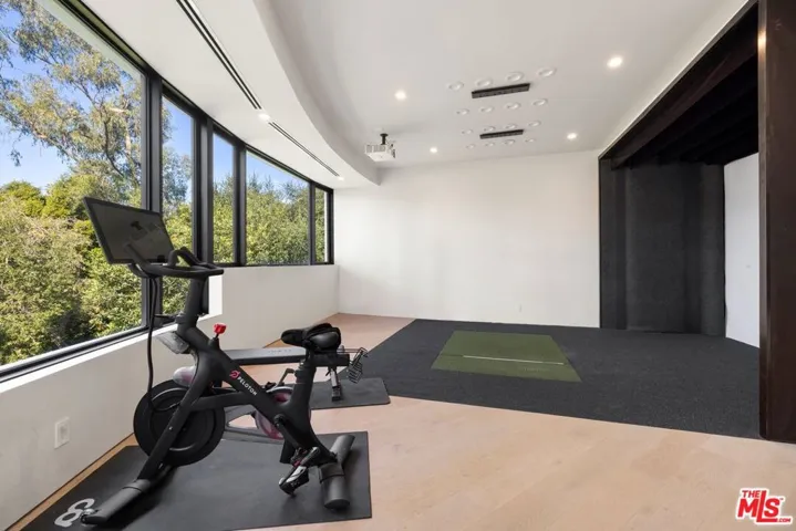 357 Crown Drive, Los Angeles, California 90049