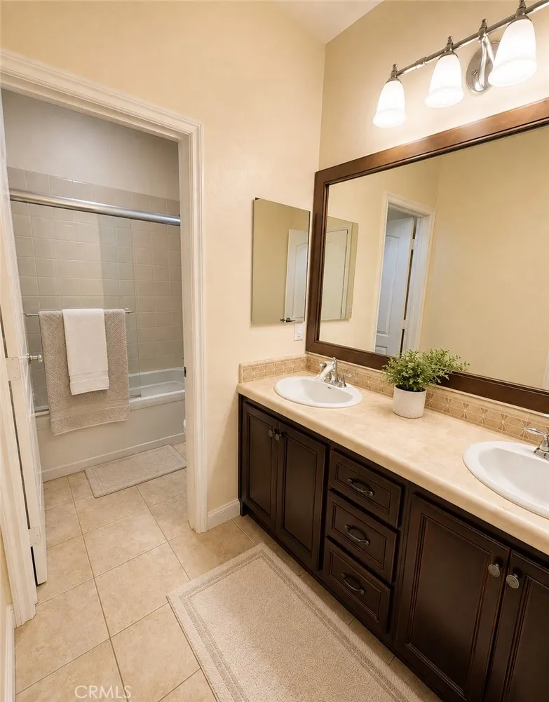 Second Level Bathroom Second Level Bathroom