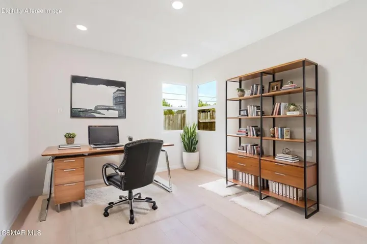 29-web-or-mls-_CK18904 virtually staged