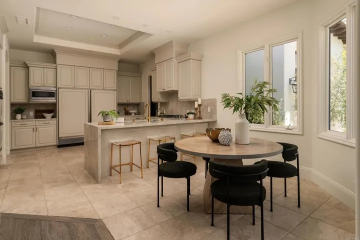 7825 Muirfield Way, Rancho Santa Fe, California 92067