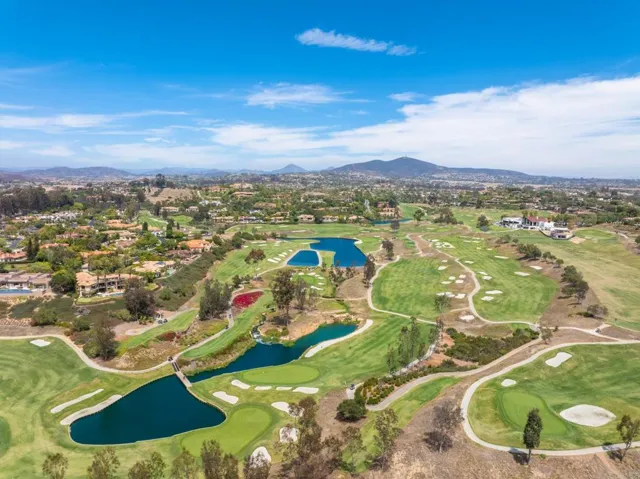 7825 Muirfield Way, Rancho Santa Fe, California 92067