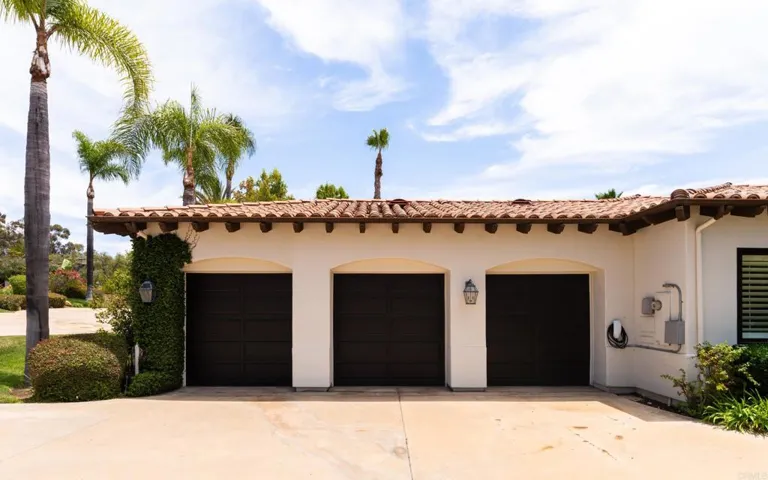 7825 Muirfield Way, Rancho Santa Fe, California 92067