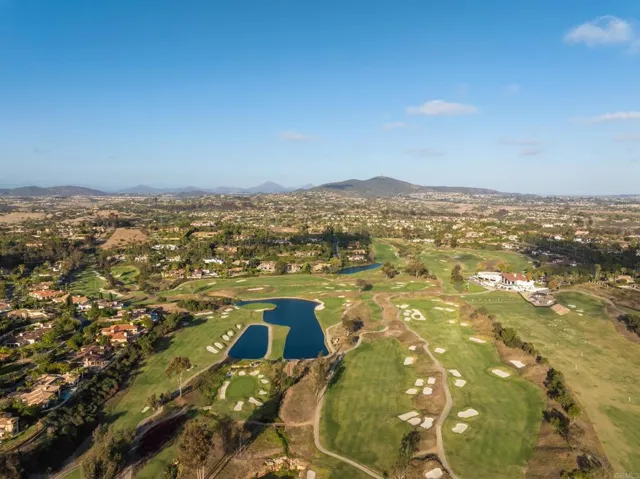 7825 Muirfield Way, Rancho Santa Fe, California 92067