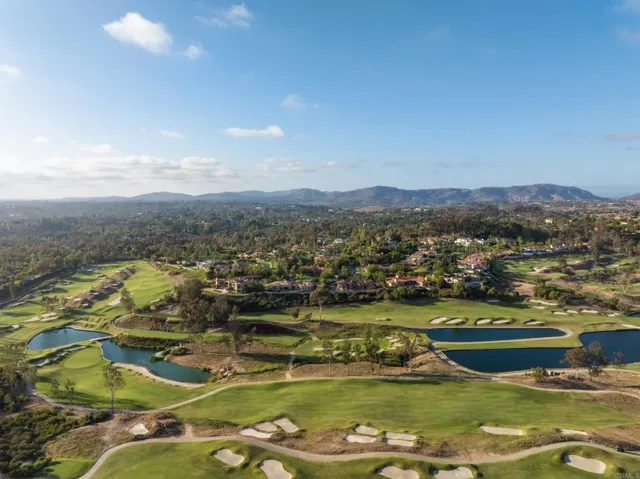 7825 Muirfield Way, Rancho Santa Fe, California 92067