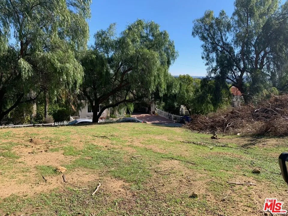 207 S La Gross Way, Chatsworth, California 91311 — photo 5
