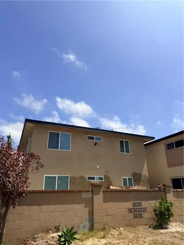 988 Valencia 6, Costa Mesa, California 92626