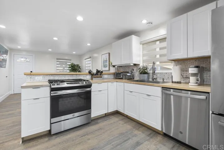 1114 E Division, National City, California 91950