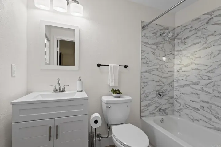 1114 E Division, National City, California 91950