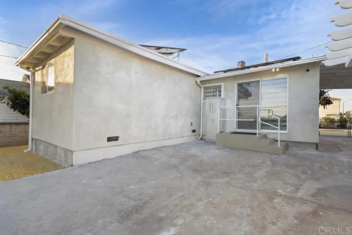 1114 E Division, National City, California 91950