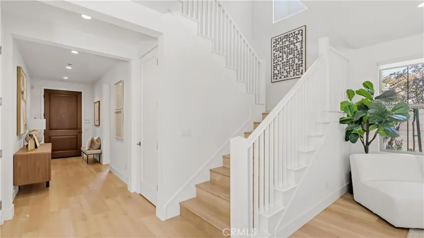 218 Evaroad, Irvine, California 92602