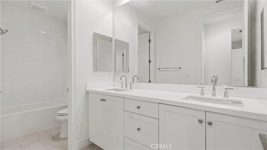 218 Evaroad, Irvine, California 92602