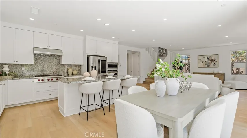 218 Evaroad, Irvine, California 92602