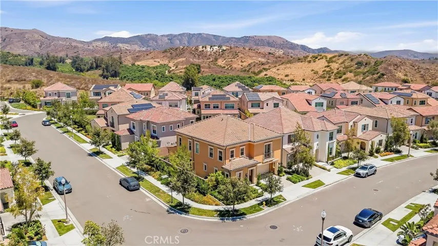 218 Evaroad, Irvine, California 92602