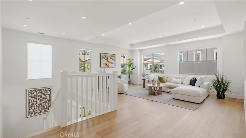 218 Evaroad, Irvine, California 92602