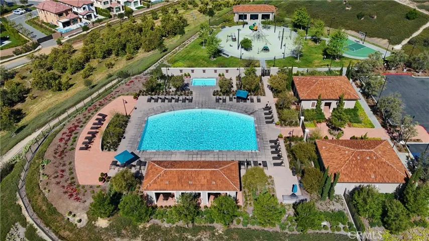 218 Evaroad, Irvine, California 92602
