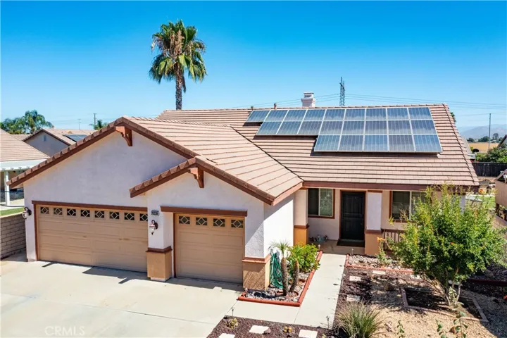 22 Paid Solar Panels
