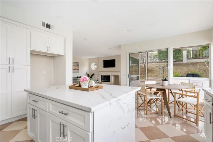 19771 E Country Hollow, Walnut, California 91789