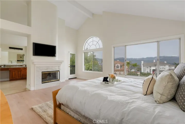 Primary suite
