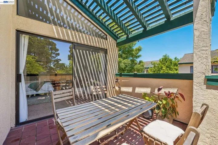 505 Lagunaria Ln, Alameda, California 94502
