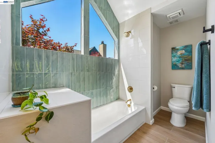 505 Lagunaria Ln, Alameda, California 94502