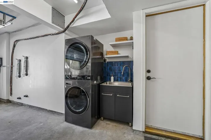 505 Lagunaria Ln, Alameda, California 94502