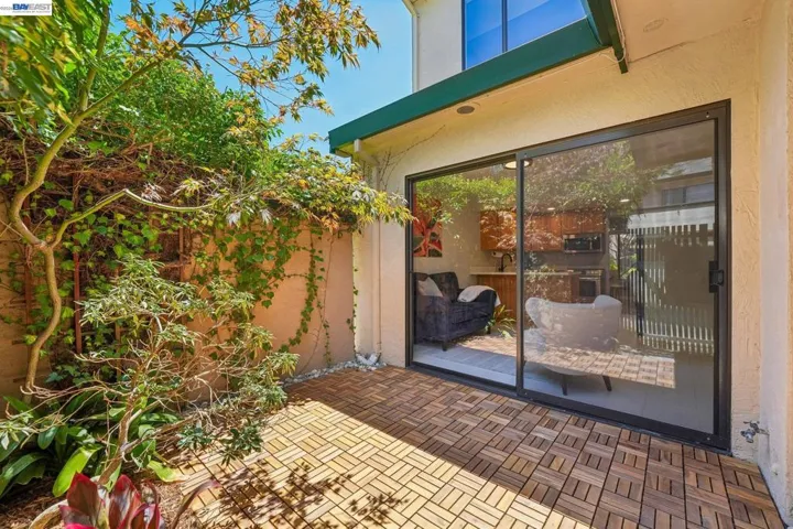 505 Lagunaria Ln, Alameda, California 94502