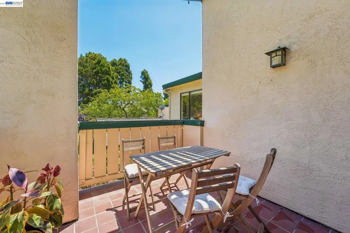 505 Lagunaria Ln, Alameda, California 94502