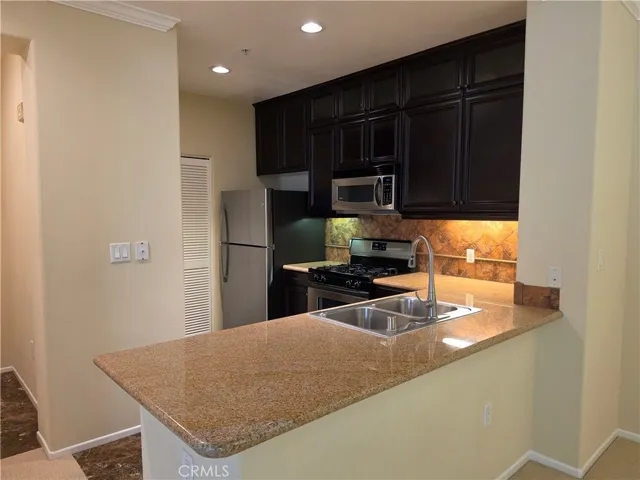 3352 Watermarke, Irvine, California 92612