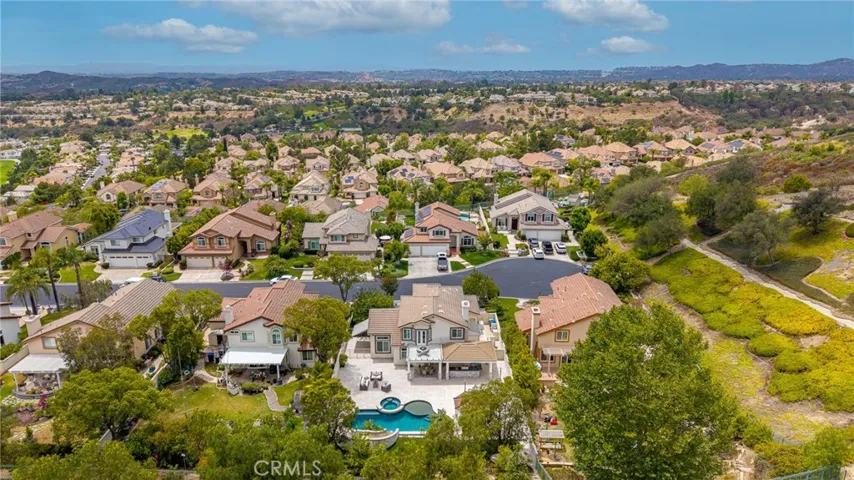 4 Field Point, Rancho Santa Margarita, California 92679