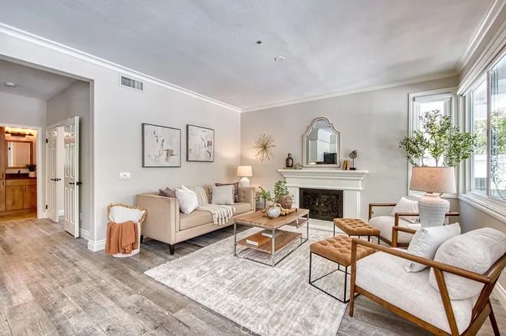 4 Field Point, Rancho Santa Margarita, California 92679