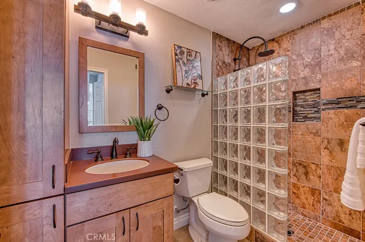4 Field Point, Rancho Santa Margarita, California 92679