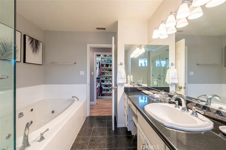 18417 Glenburn, Torrance, California 90504