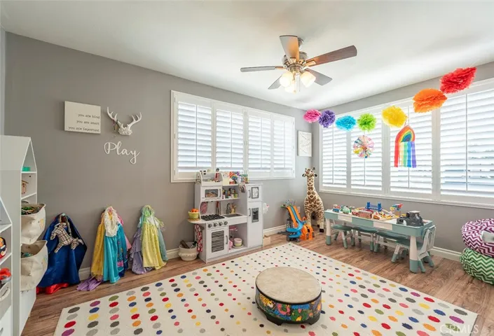18417 Glenburn, Torrance, California 90504