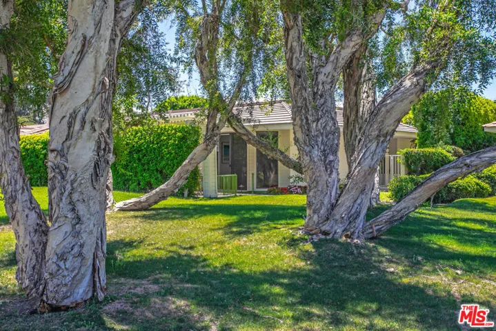 2 Sussex Court, Rancho Mirage, California 92270