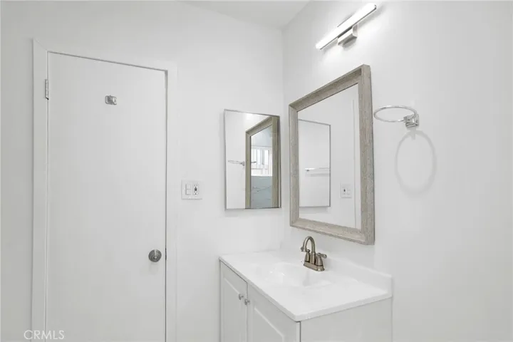 13018 Valleyheart Drive 8, Studio City, California 91604