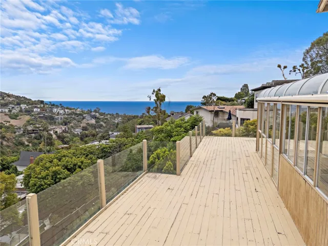 1337 Terrace Way, Laguna Beach, California 92651