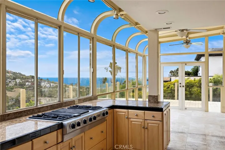 1337 Terrace Way, Laguna Beach, California 92651
