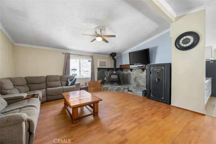 9740 Huer Huero Road, Creston, California 93432