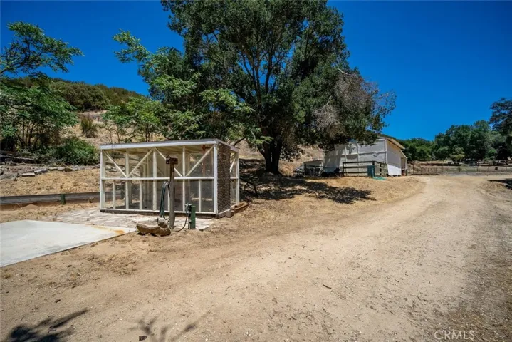 9740 Huer Huero Road, Creston, California 93432