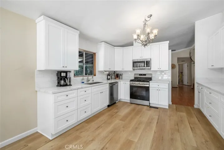 9740 Huer Huero Road, Creston, California 93432