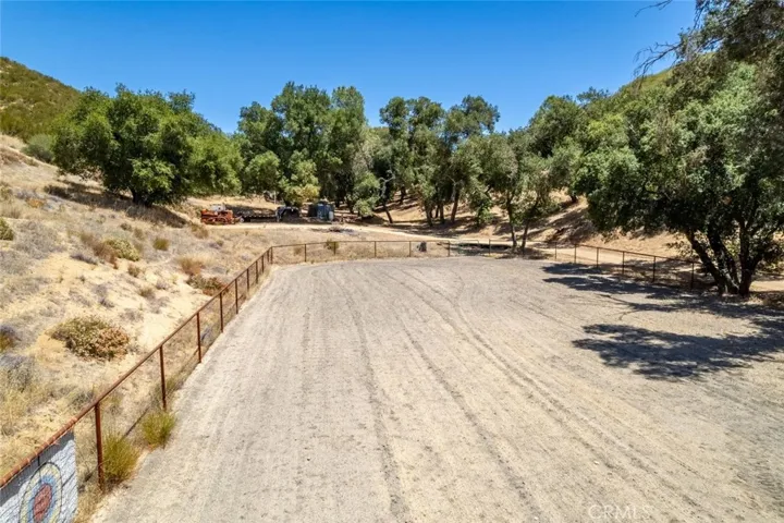 9740 Huer Huero Road, Creston, California 93432