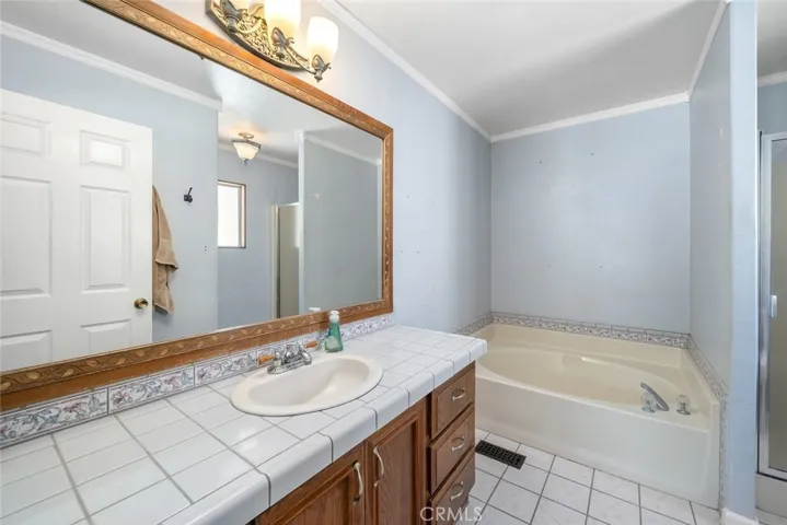 9740 Huer Huero Road, Creston, California 93432