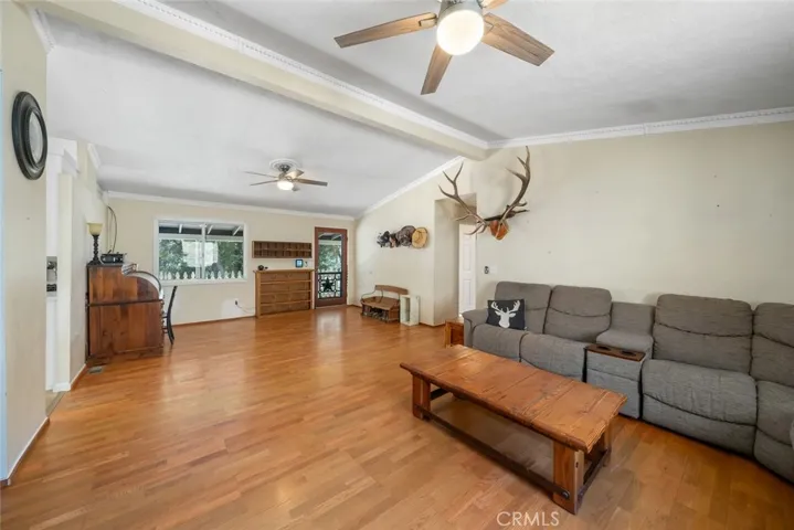 9740 Huer Huero Road, Creston, California 93432