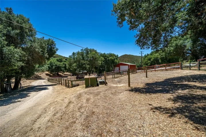 9740 Huer Huero Road, Creston, California 93432