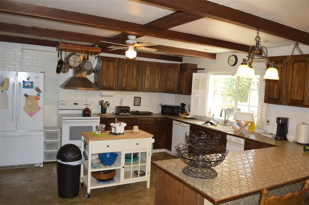 gallery-image 4