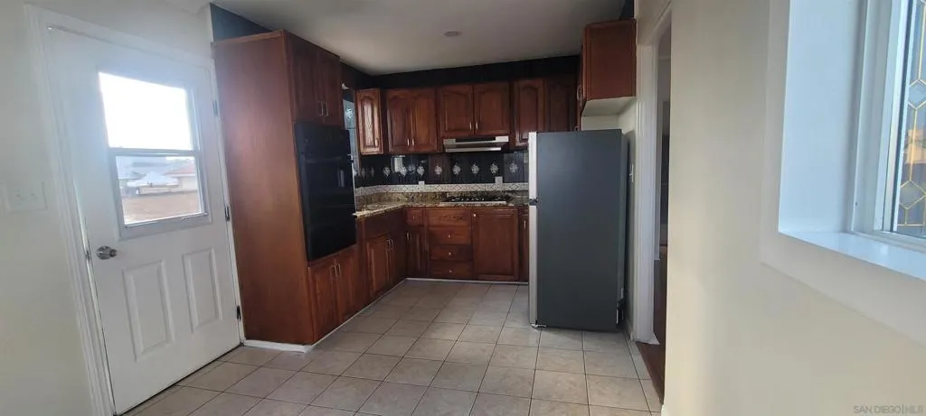 3946 Division Street, San Diego, California 92113