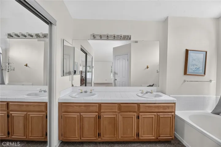 24847 Lincoln Avenue, Murrieta, California 92562