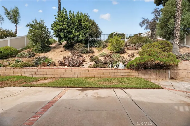 24847 Lincoln Avenue, Murrieta, California 92562